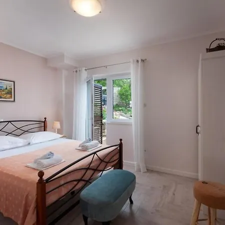 アパート Marija Bast